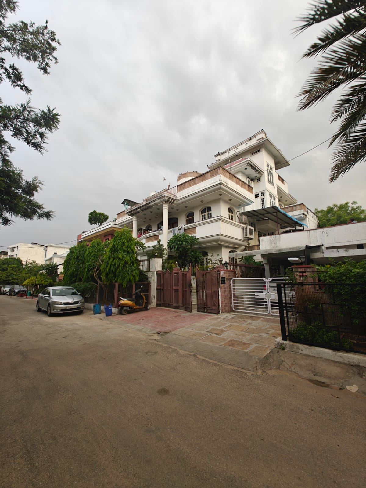 Multi-floor residential house exterior